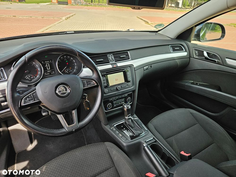 Skoda Superb 2.0 TDI Green tec DSG Elegance - 10