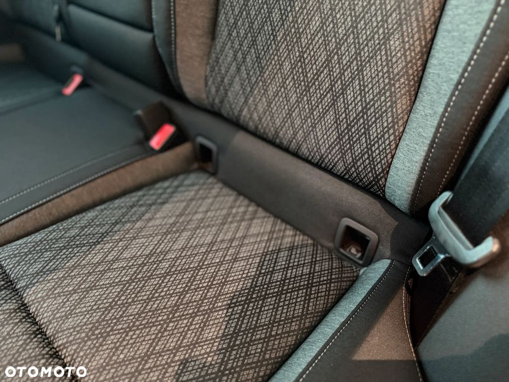 Skoda Karoq 1.5 TSI ACT Edition 130 DSG - 17