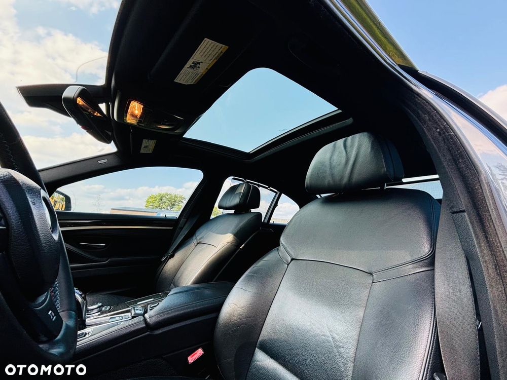 BMW Seria 5 535i Sport-Aut Luxury Line - 10
