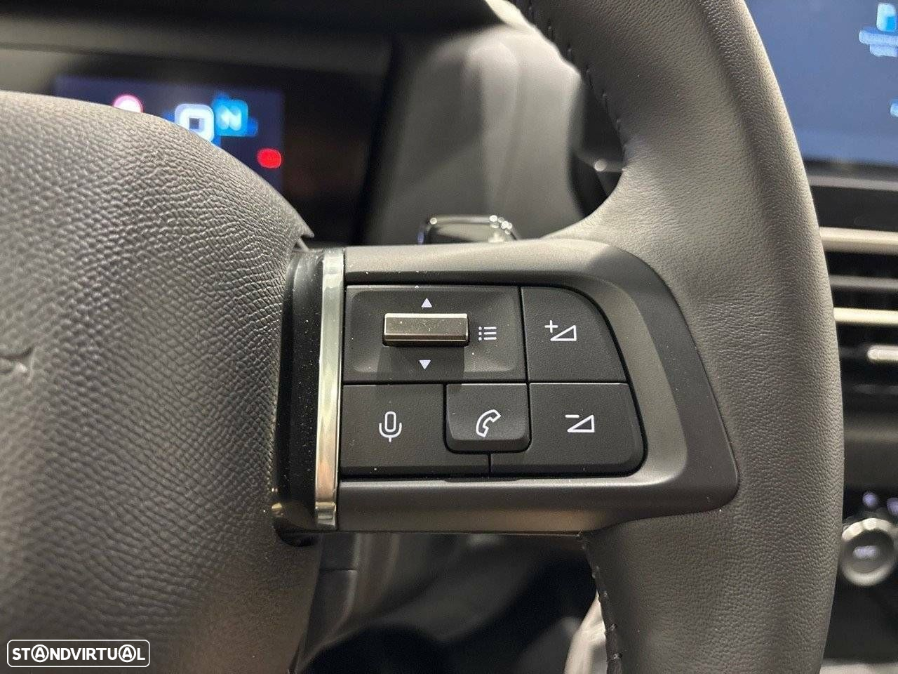 Citroën C4 X 1.2 PureTech Plus EAT8 - 23