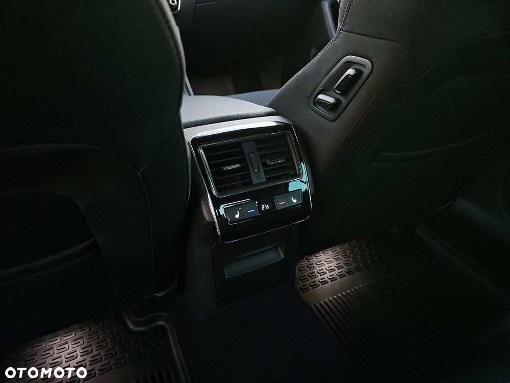 Skoda Superb 2.0 TDI SCR Style DSG - 17