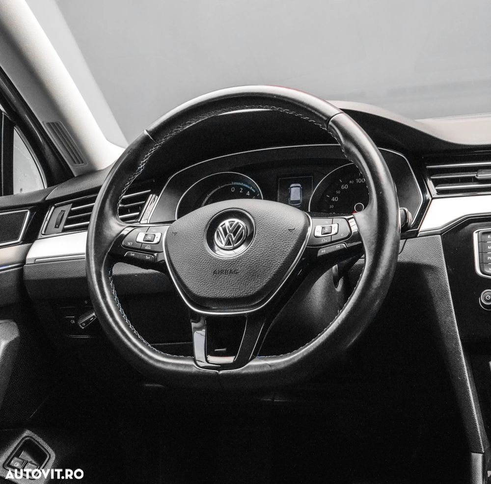 Volkswagen Passat 1.4 TSI DSG GTE - 18