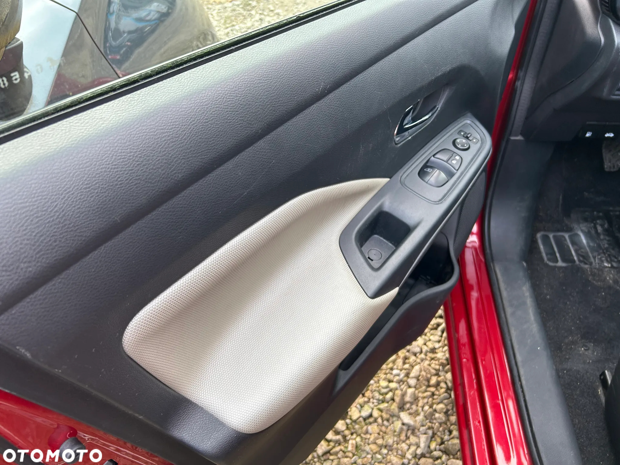Nissan Micra - 38
