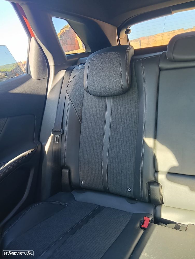 Peugeot 3008 BlueHDi 130 Stop & Start EAT8 Allure - 8