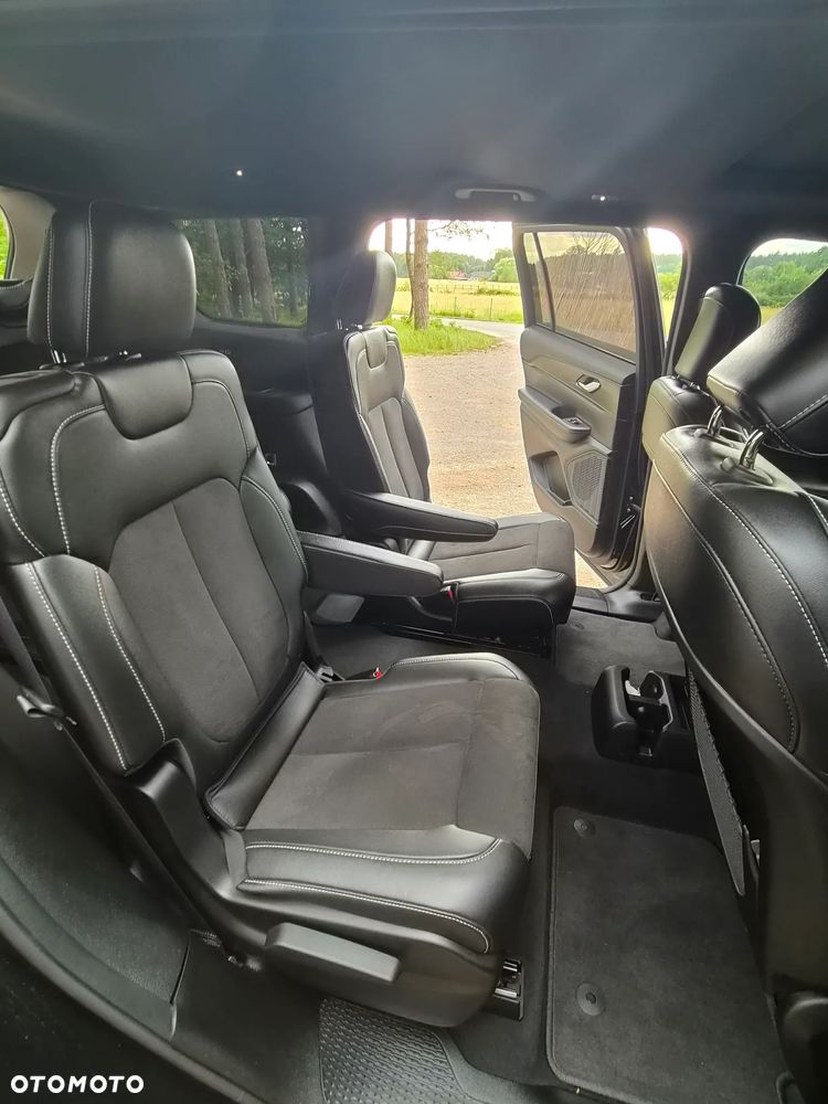 Jeep Grand Cherokee - 15