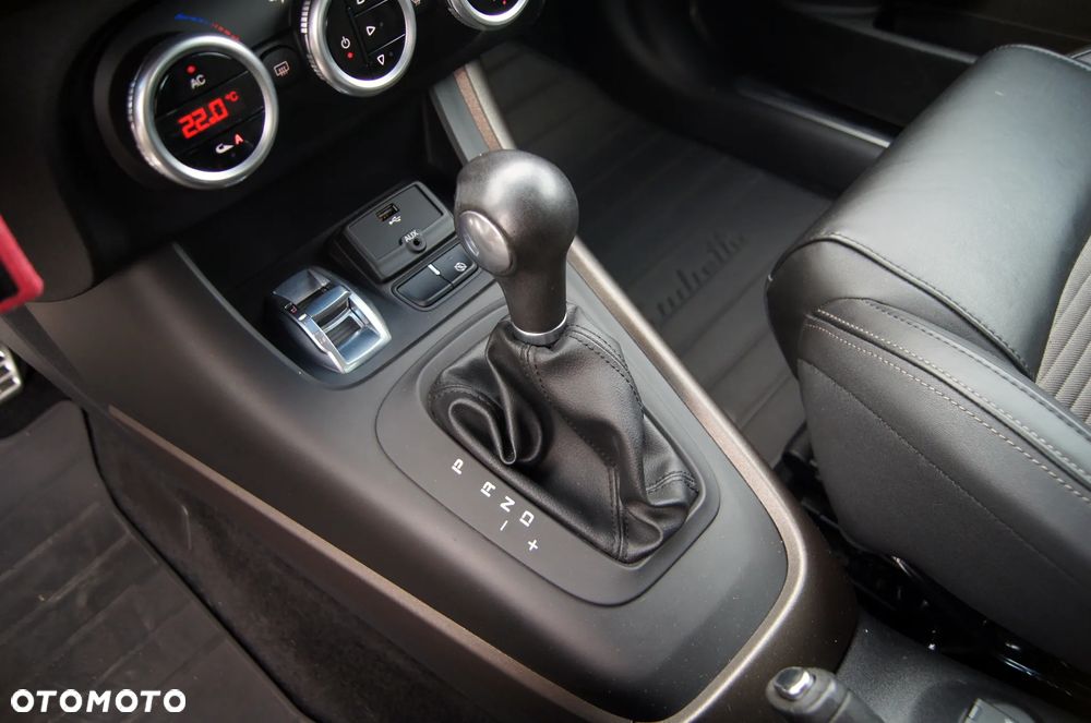 Alfa Romeo Giulietta 1.4 TB MultiAir Exclusive TCT - 27