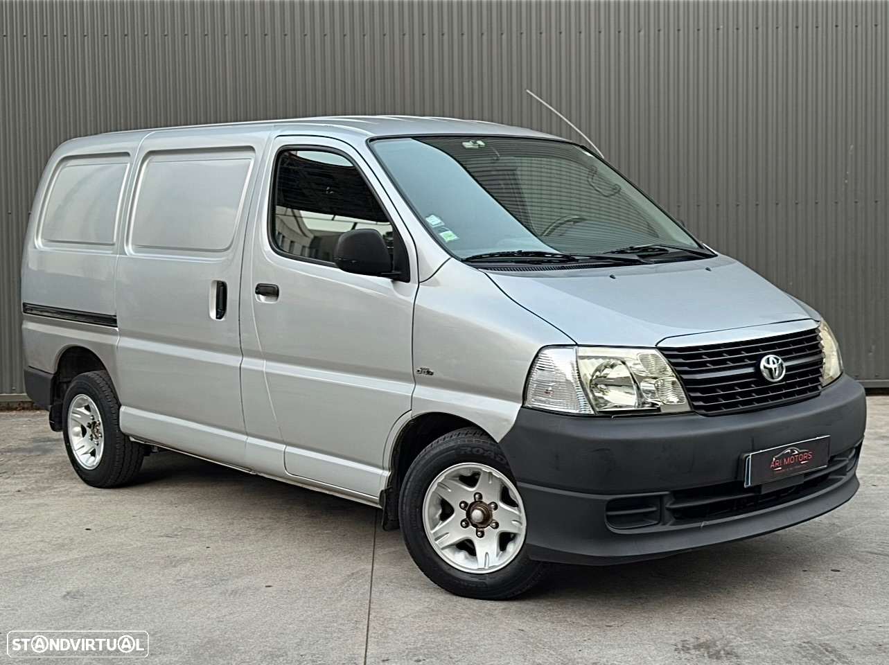 Toyota Hiace - 20