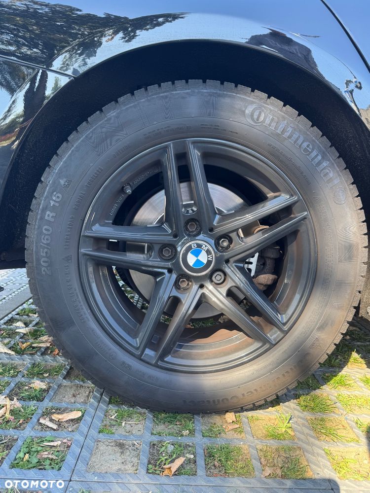 BMW Seria 3 318i - 26
