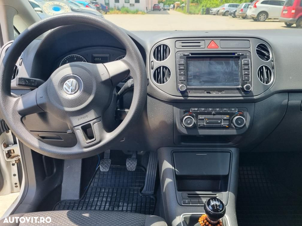Volkswagen Golf 1.6 TDI BlueMotion Technology DPF Comfortline - 10
