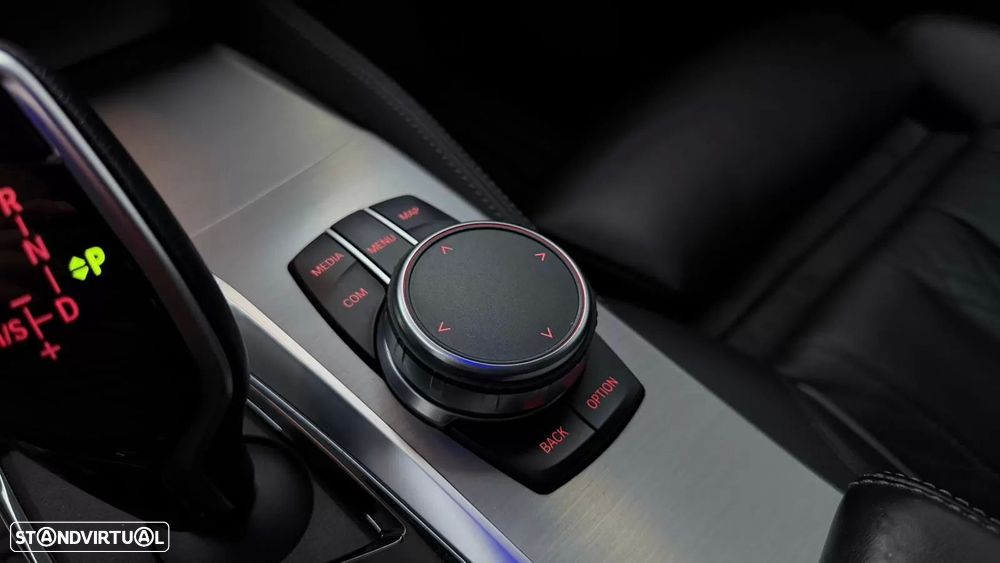 BMW 620 Gran Turismo d xDrive Pack M - 32