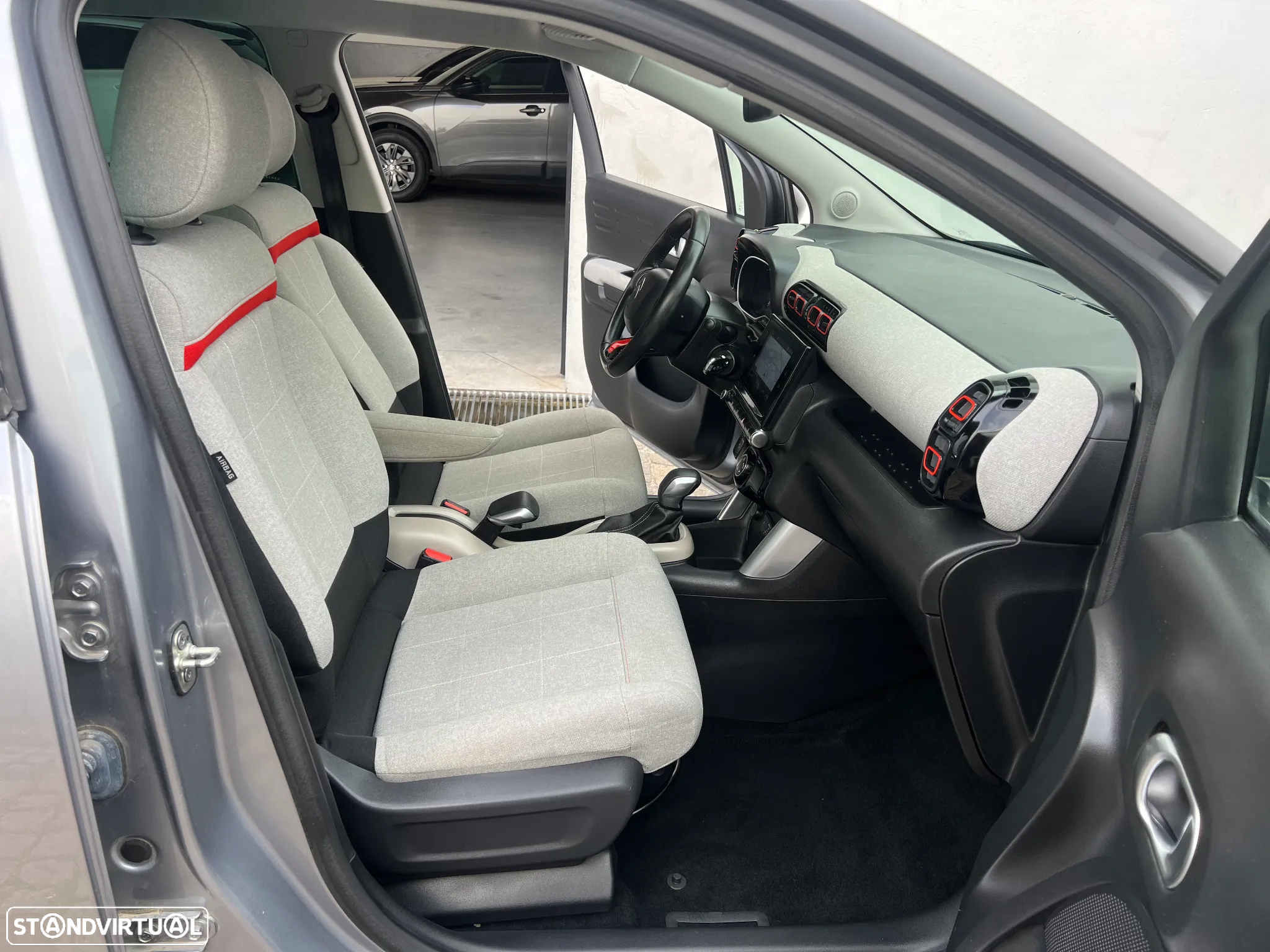 Citroën C3 Aircross 1.2 PureTech Shine EAT6 - 14