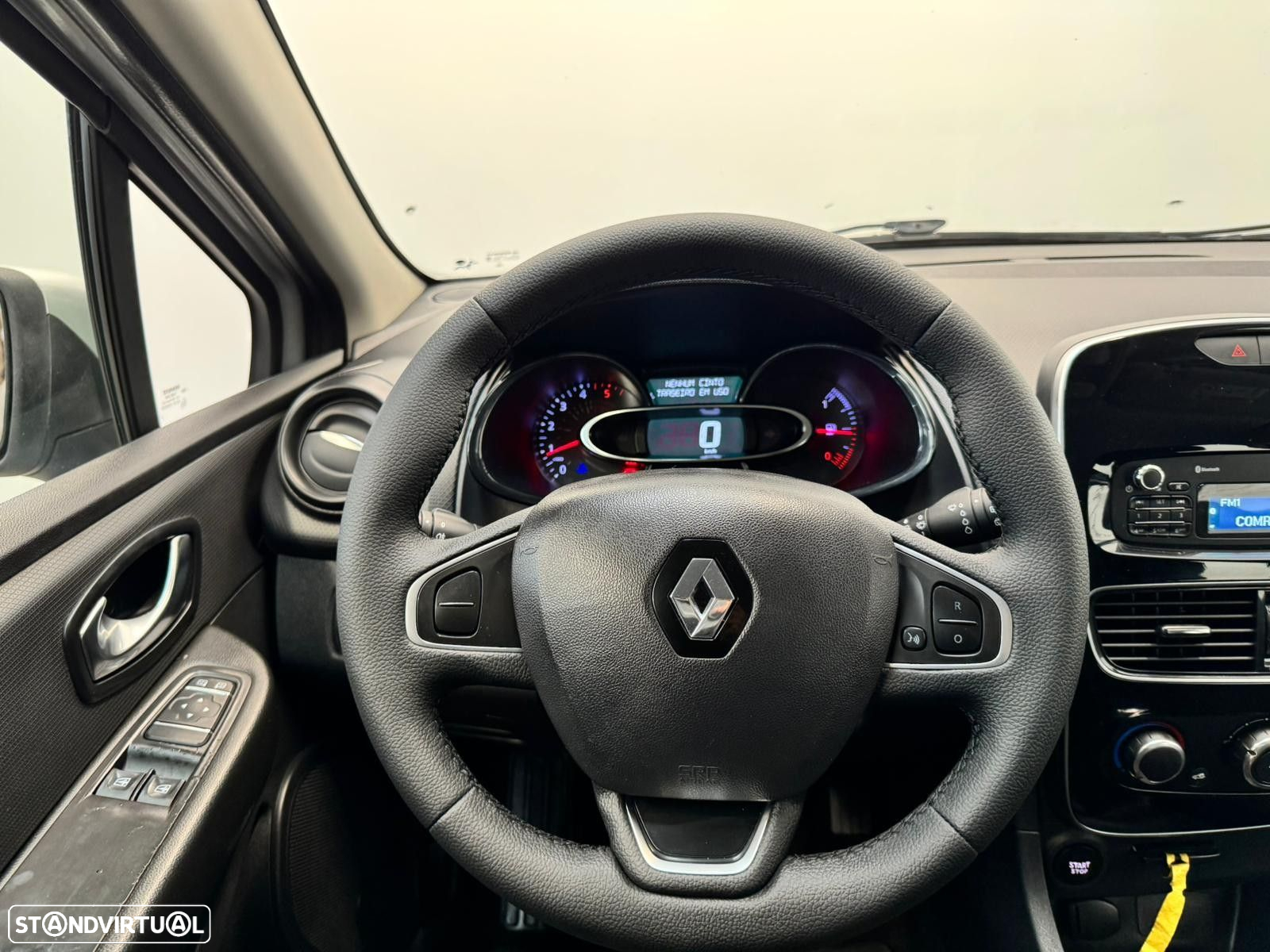 Renault Clio 1.5 dCi Limited - 9