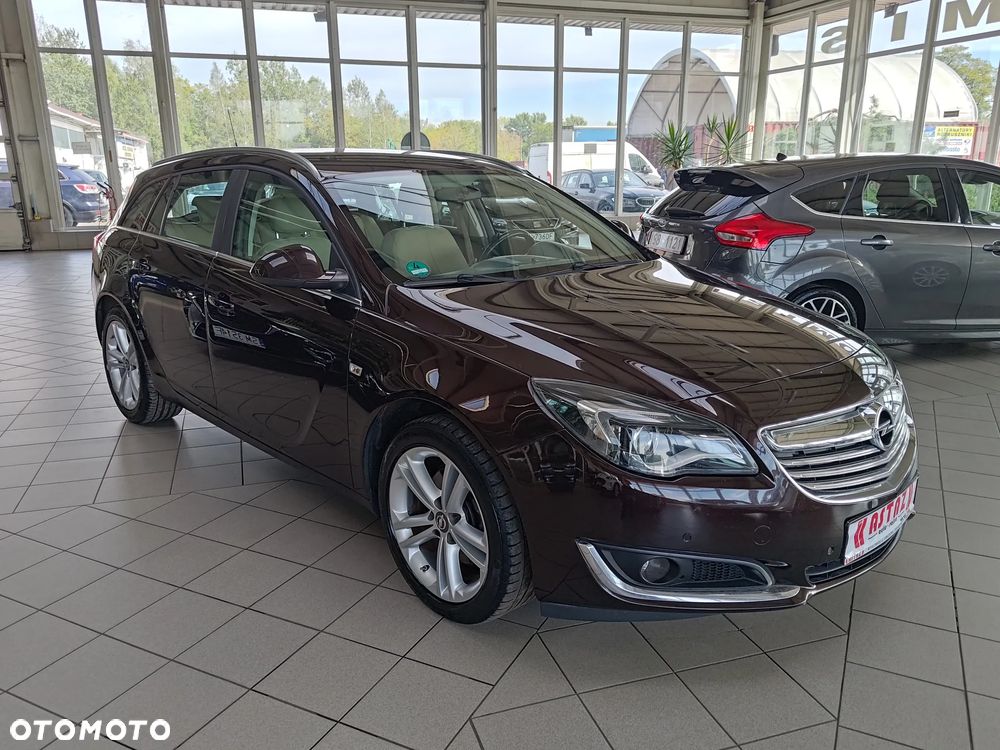 Opel Insignia 1.6 T Cosmo S&S - 10
