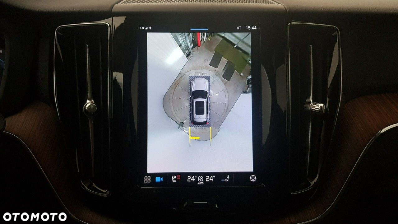 Volvo XC 60 - 28