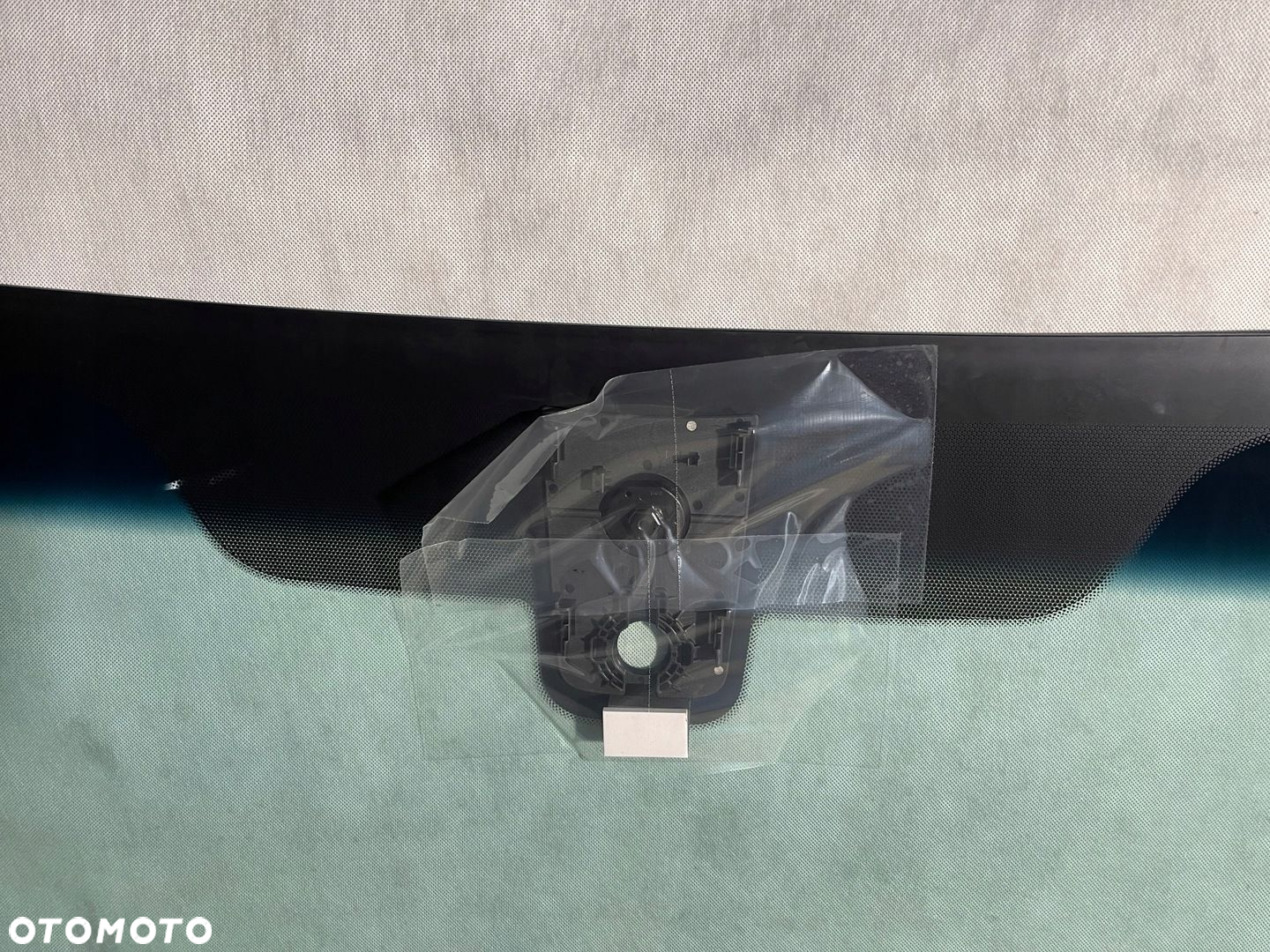 SZYBA PRZEDNIA MERCEDES SPRINTER W907 / W910 SENSOR PO 2018- - 4