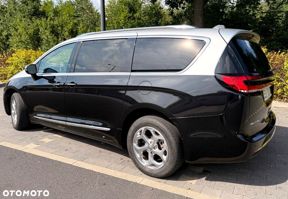 Chrysler Pacifica - 8