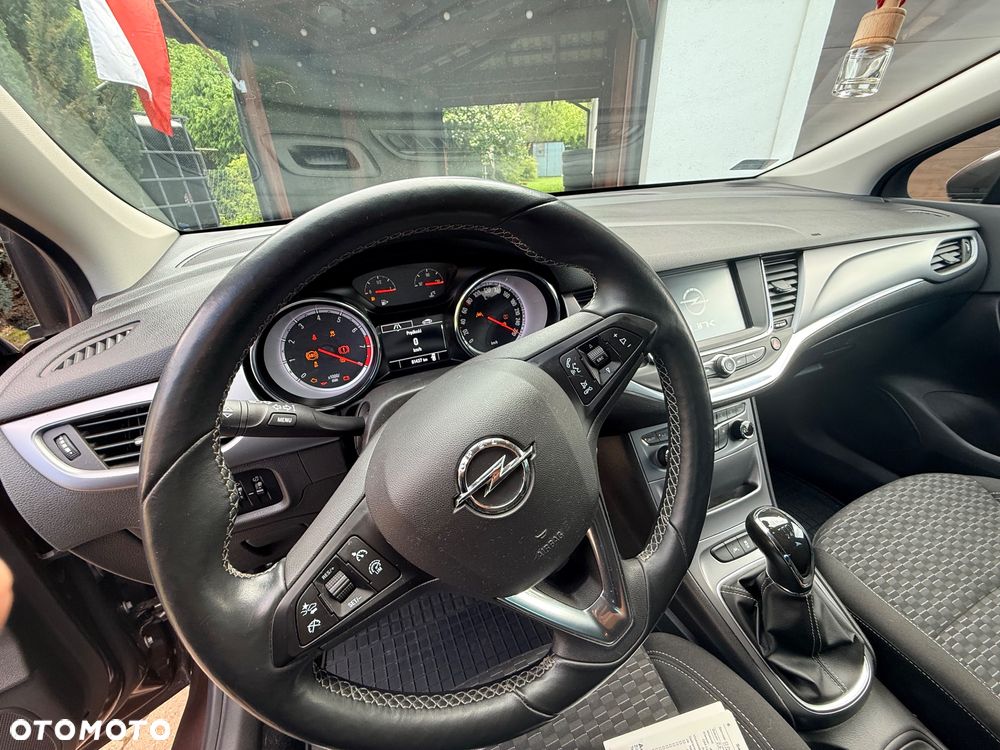 Opel Astra 1.4 T Dynamic - 9