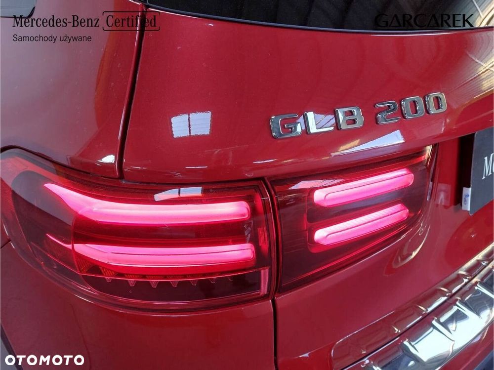 Mercedes-Benz GLB - 21