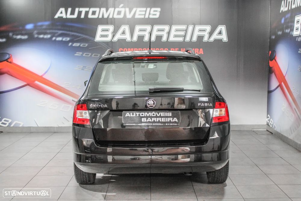 Skoda Fabia Break 1.2 TSi Active - 16