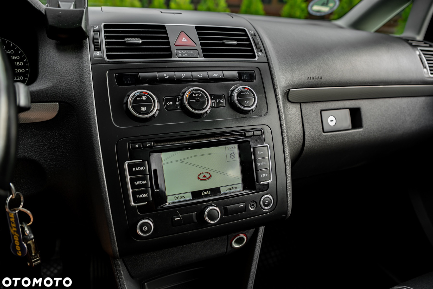 Volkswagen Touran 2.0 TDI DPF BlueMotion Technology MATCH - 35