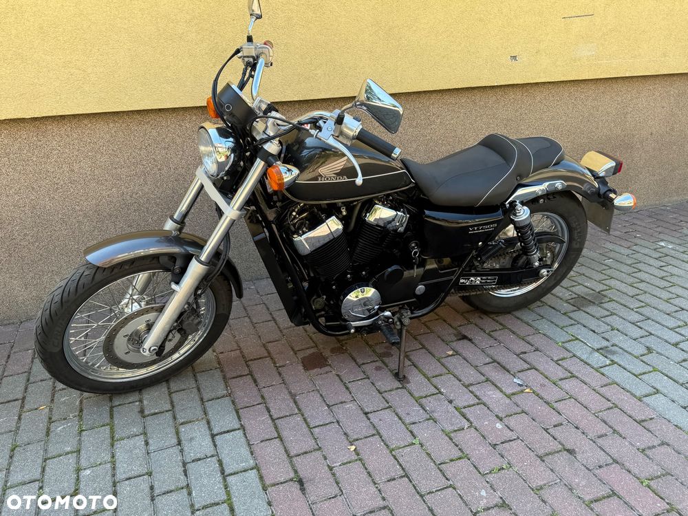 Honda VT - 28