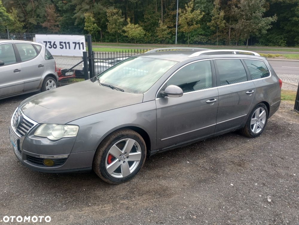 Volkswagen Passat - 1