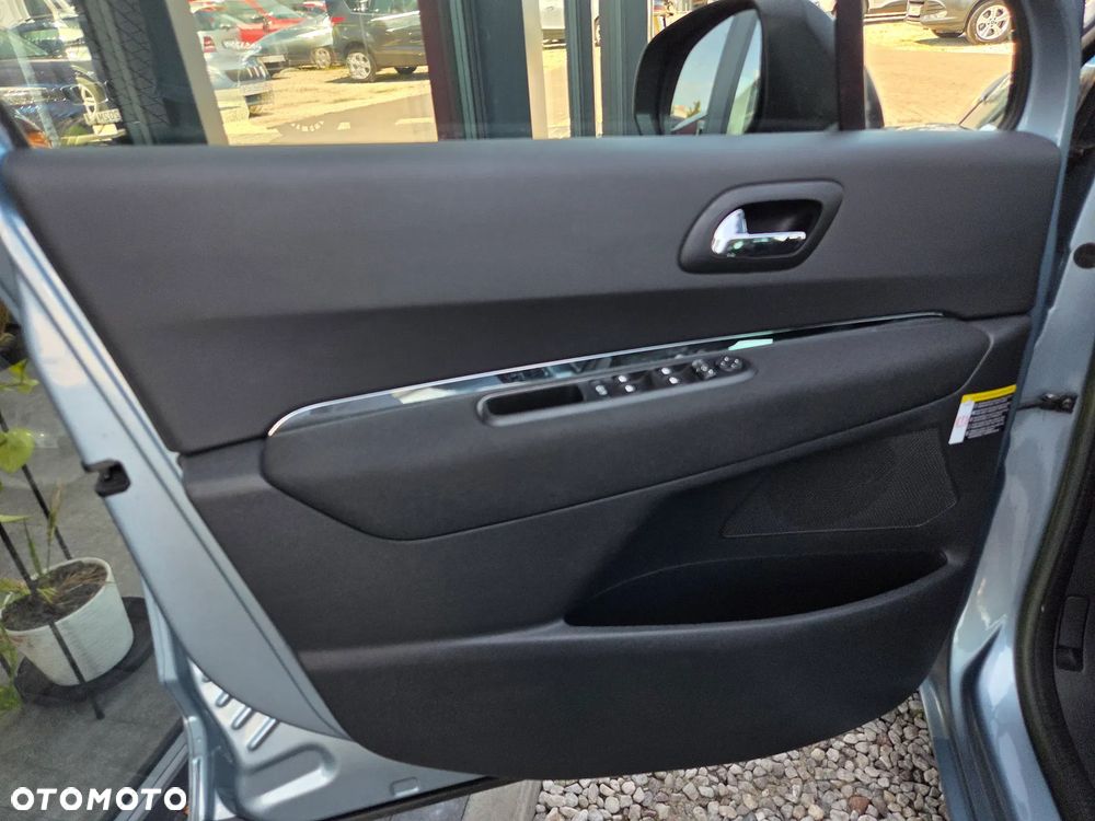 Peugeot 5008 e-HDI 115 ETG6 Stop&Start Allure - 34