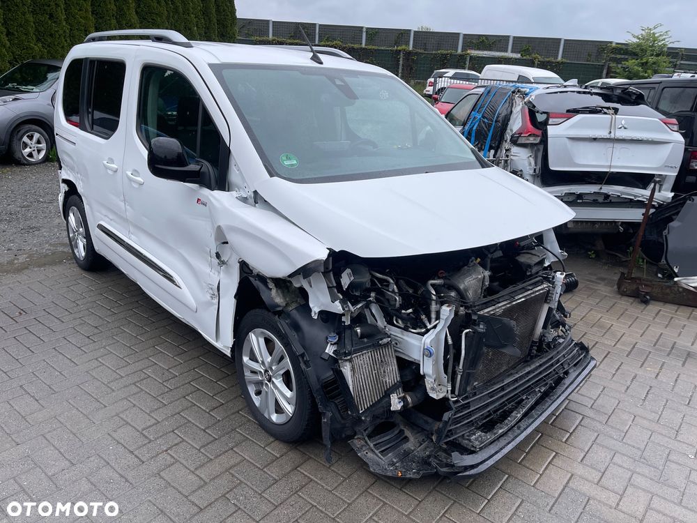 Toyota Proace City - 7