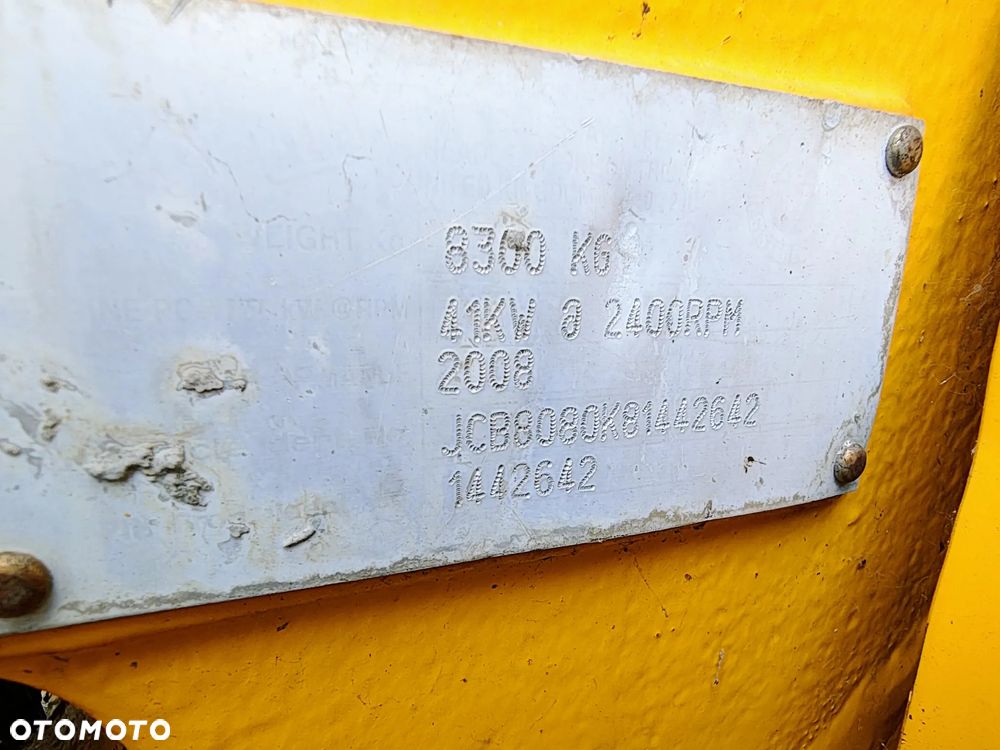 JCB 8080 - 9