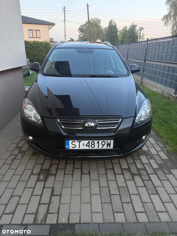 Kia Ceed 1.6 Crdi M - 1