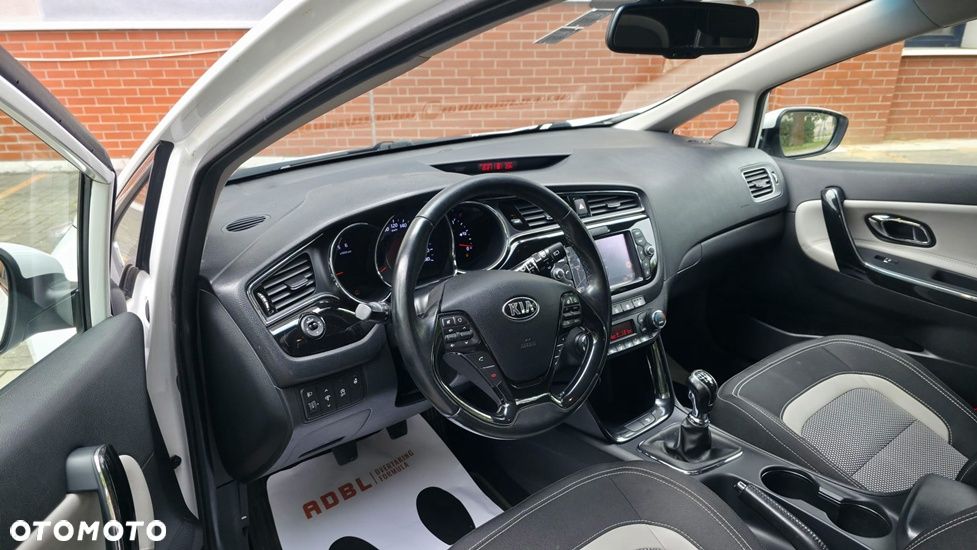Kia Ceed 1.6 CRDi GT Line - 19