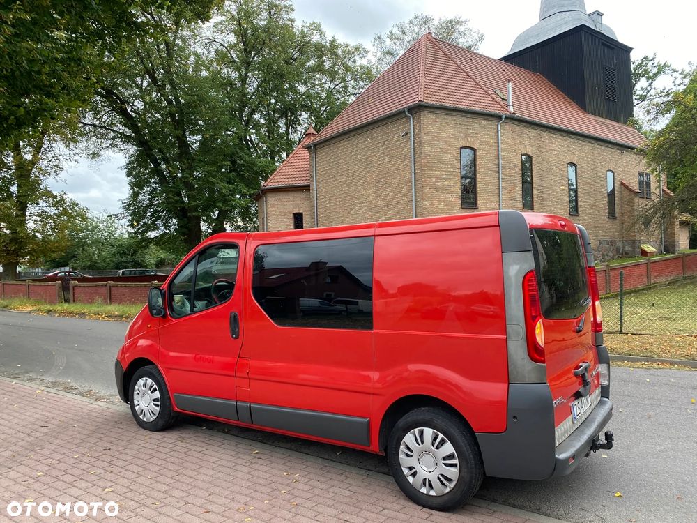 Opel Vivaro - 24