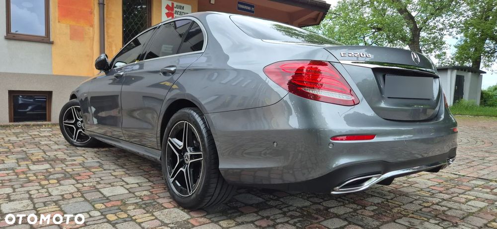 Mercedes-Benz Klasa E 220 d AMG - 3