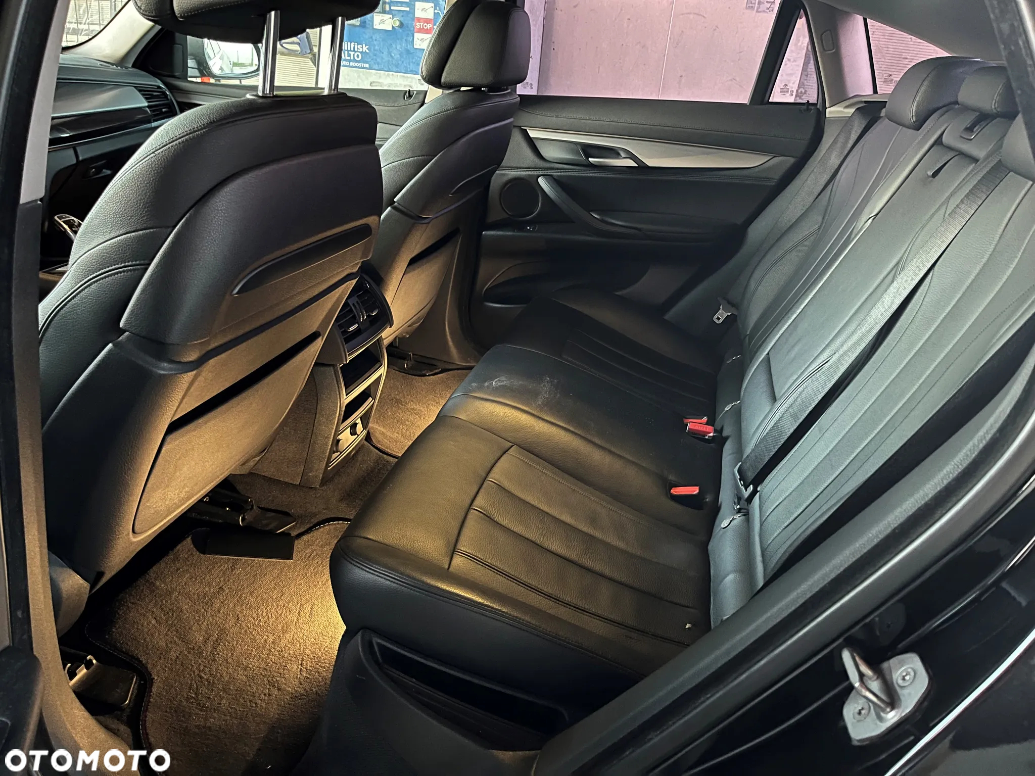 BMW X6 xDrive40d - 14