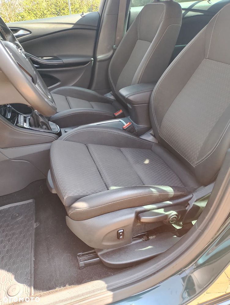 Opel Astra 1.6 CDTI Elite S&S - 13