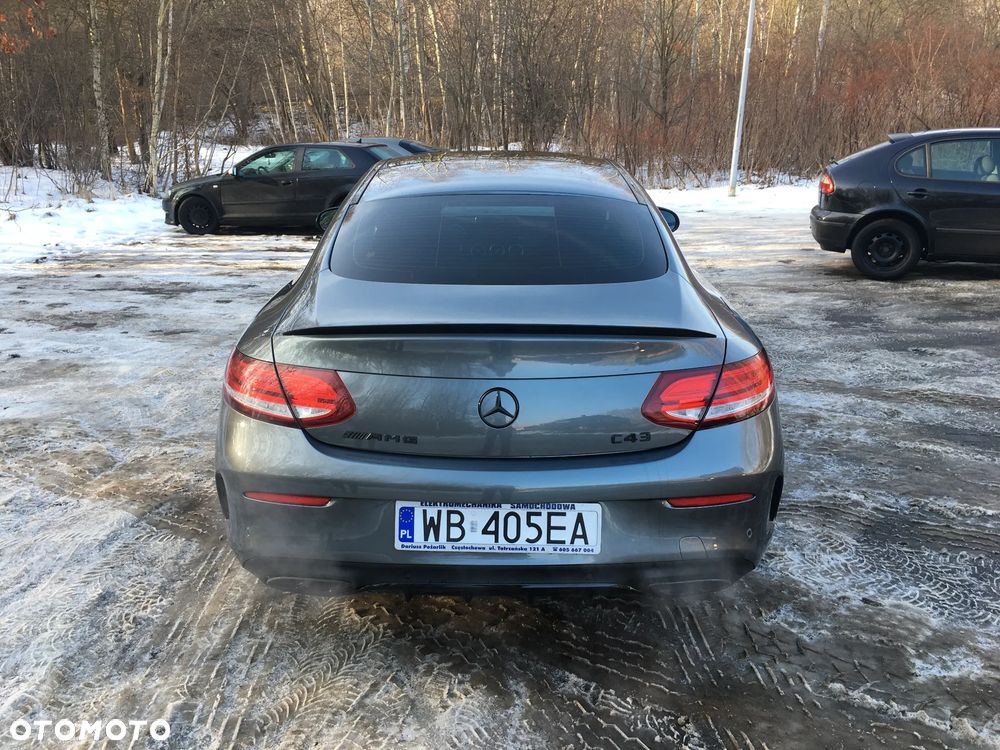 Mercedes-Benz Klasa C AMG 43 4Matic 9G-TRONIC - 11