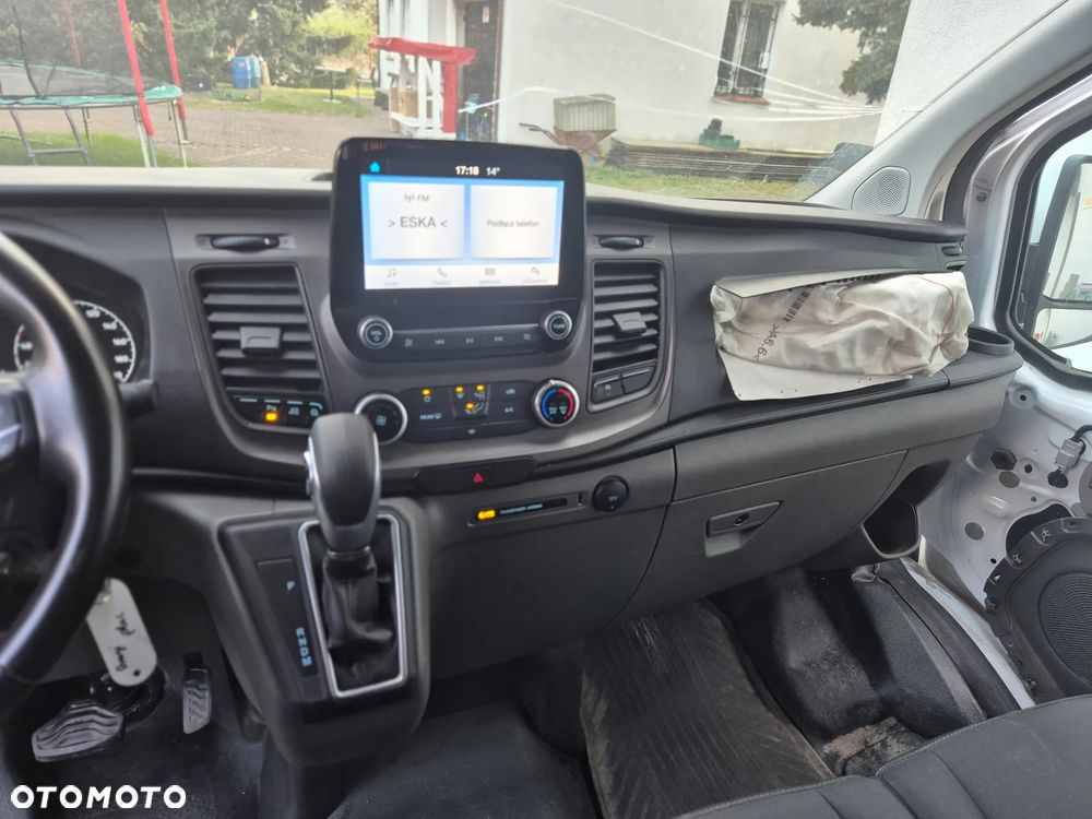 Ford Transit Custom 320 L2H1 Limited (bryg.) - 23