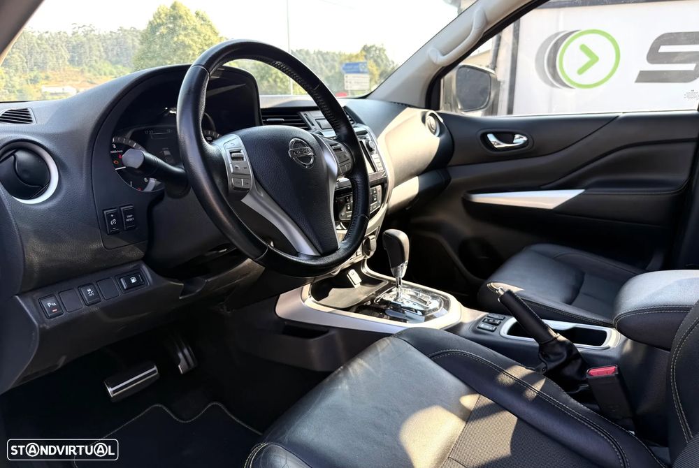 Nissan Navara 2.3 dCi CD 4WD N-Guard Auto - 34