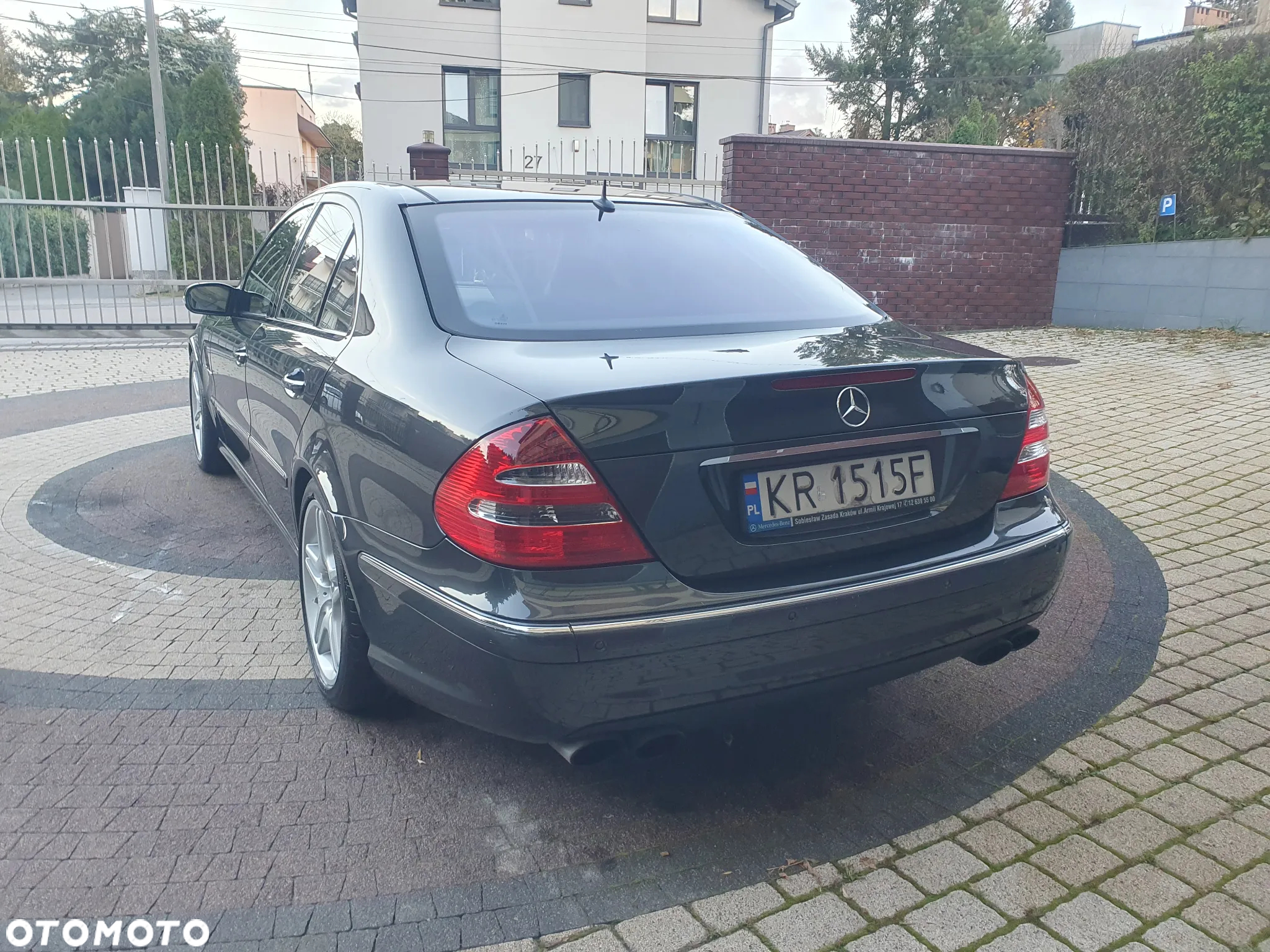 Mercedes-Benz Klasa E 55 AMG - 5