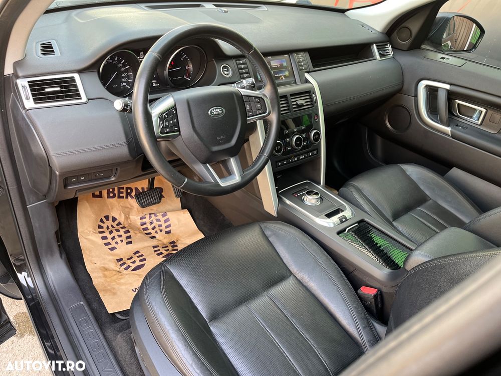 Land Rover Discovery Sport - 24