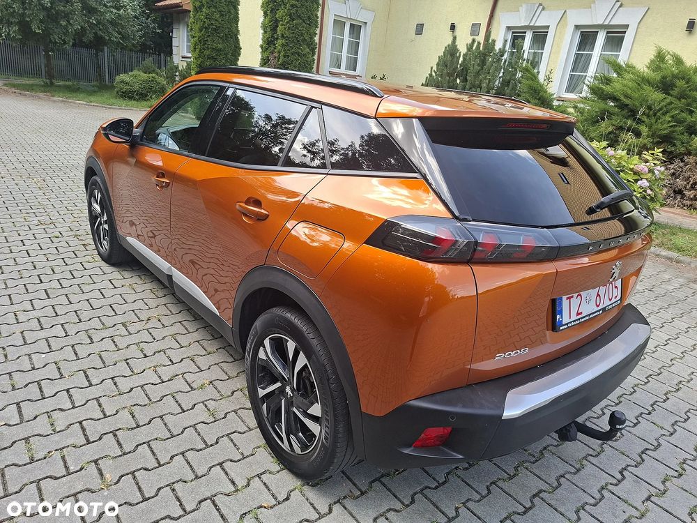Peugeot 2008 - 8