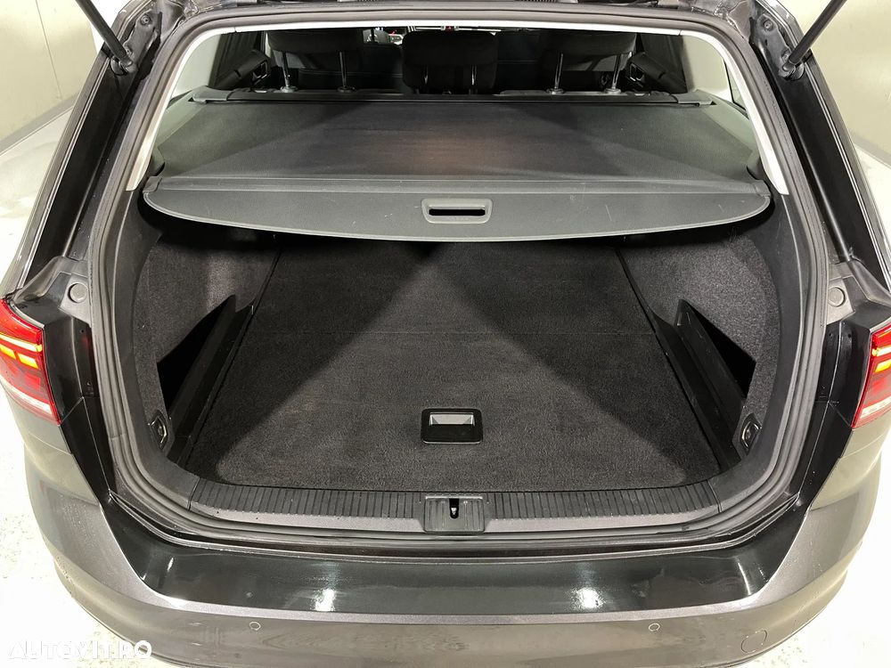 Volkswagen Passat 2.0 TDI SCR DSG Business - 12