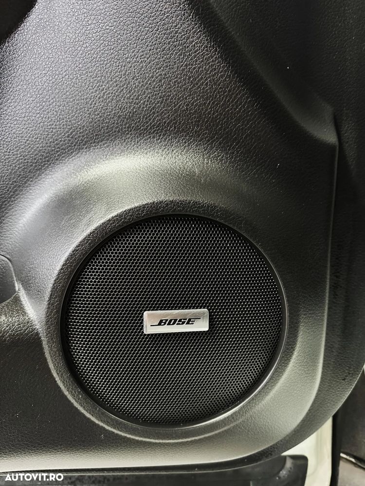 Nissan Qashqai 1.6 DCI Xtronic TEKNA+ - 20