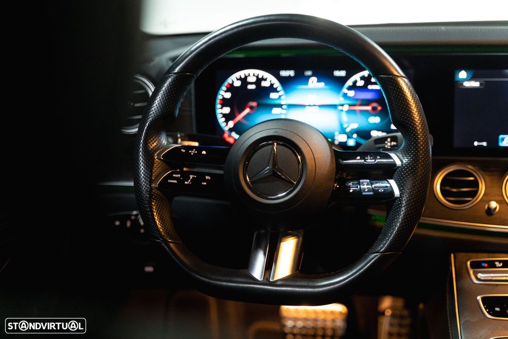 Mercedes-Benz E 300 de AMG Line - 15