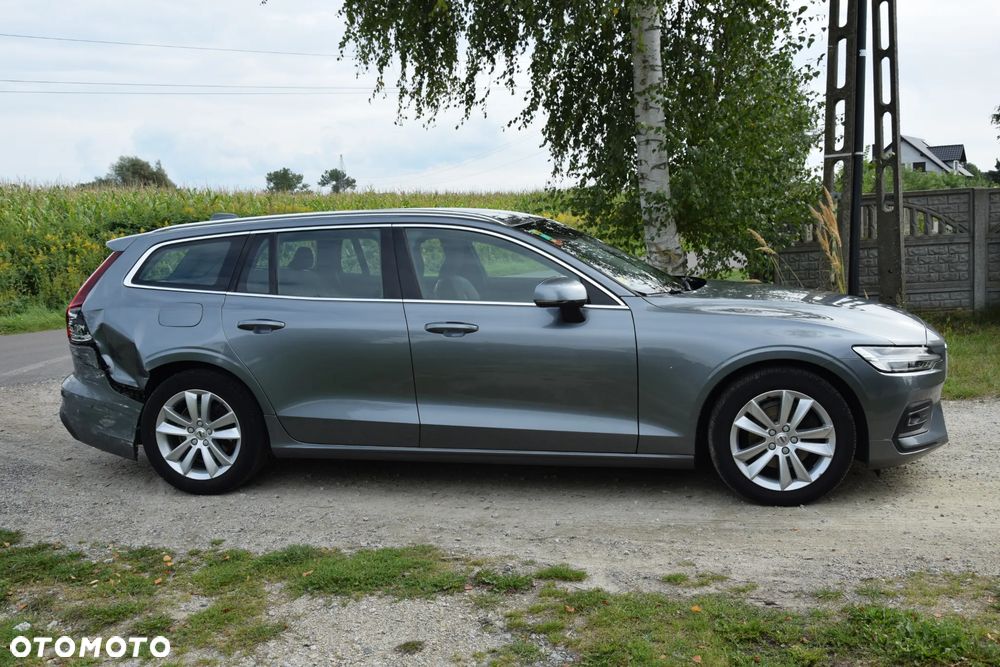 Volvo V60 D3 AWD Geartronic Momentum - 9