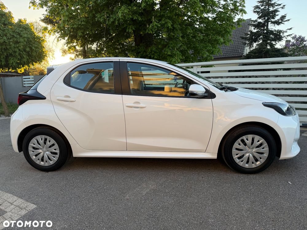 Toyota Yaris Hybrid 1.5 Active - 10