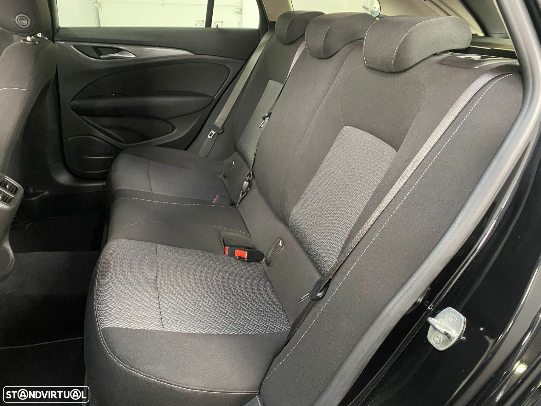 Opel Insignia Sports Tourer 1.6 CDTi Business Edition - 7