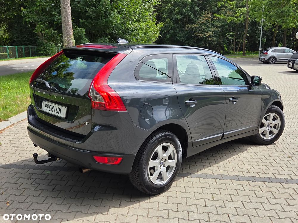 Volvo XC 60 T5 Powershift Momentum - 15