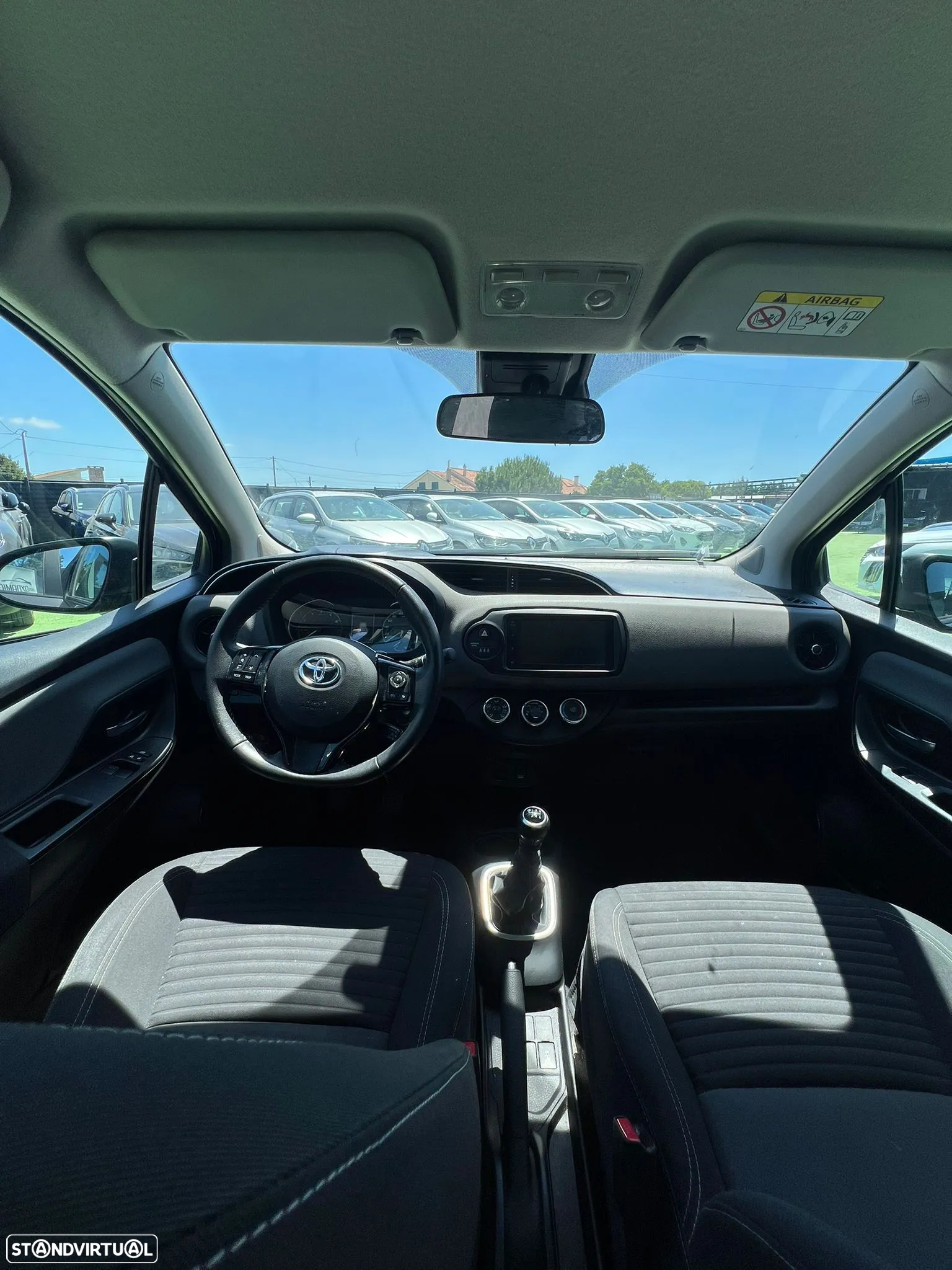 Toyota Yaris - 7