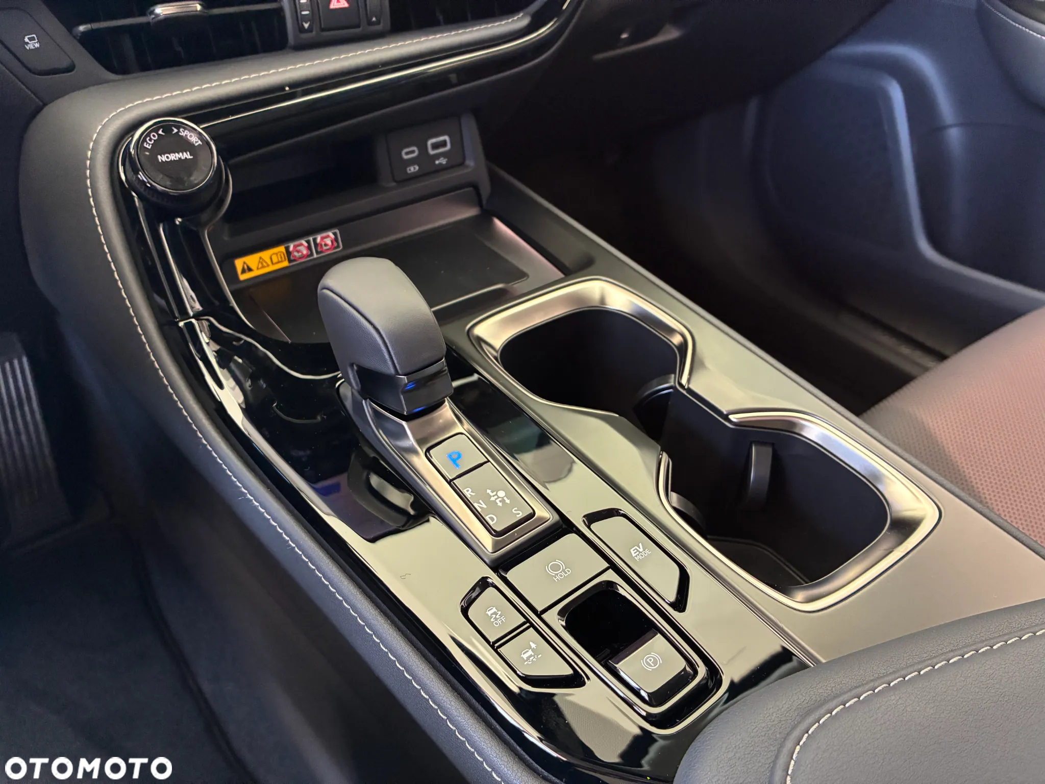 Lexus NX 350h Prestige AWD - 11